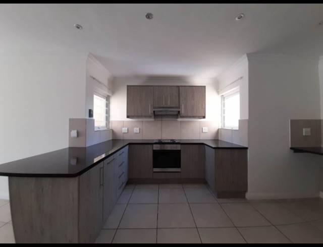 3 bed property to rent in BRACKENFELL SOUTH
